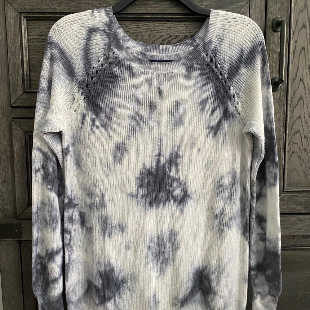 American Eagle tie dye sweater